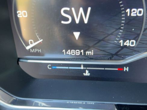 Used 2024 GMC Sierra 1500 Elevation image 20