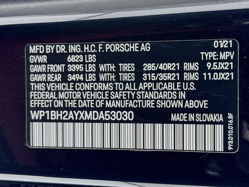 Certified 2021 Porsche Cayenne Turbo S AWD/4WD image 34