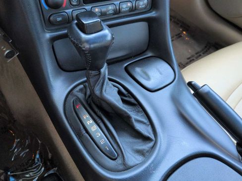 Used 2002 Chevrolet Corvette Coupe w/ Preferred Equipment Group2 RWD image 27