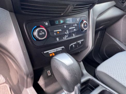 Used 2017 Ford Escape SE AWD/4WD image 17