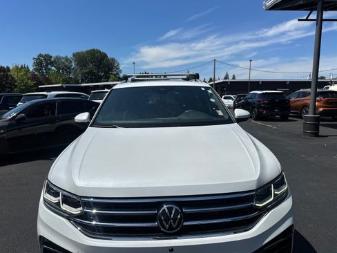 Used 2023 Volkswagen Tiguan SEL R-Line AWD/4WD image 25