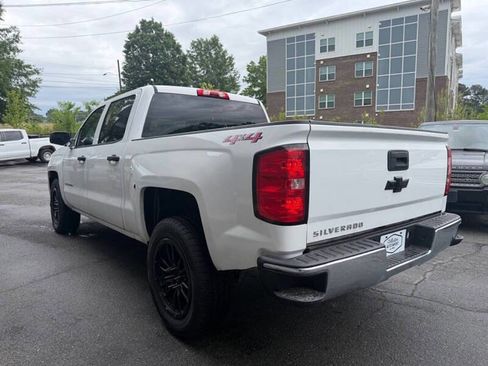 Used 2018 Chevrolet Silverado 1500 Custom AWD/4WD image 5
