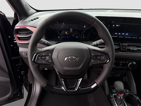 New 2026 Chevrolet TrailBlazer RS w/ Convenience Package image 10