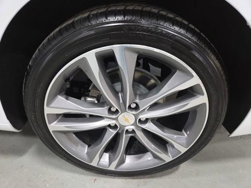 Used 2024 Chevrolet Malibu LT image 10