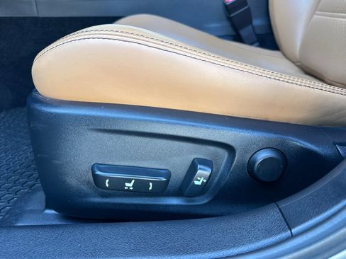 Used 2014 Lexus IS 350 w/ Luxury Package w/Brown Wood image 13