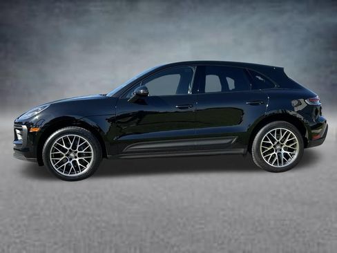 Used 2023 Porsche Macan Turbo AWD/4WD image 2