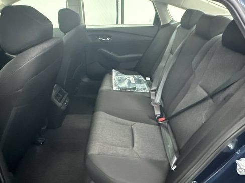 Used 2025 Honda Accord SE image 17
