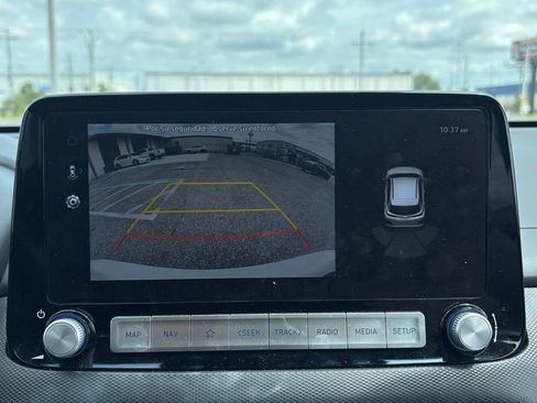 Used 2023 Hyundai Kona Limited w/ Cargo Package FWD image 21