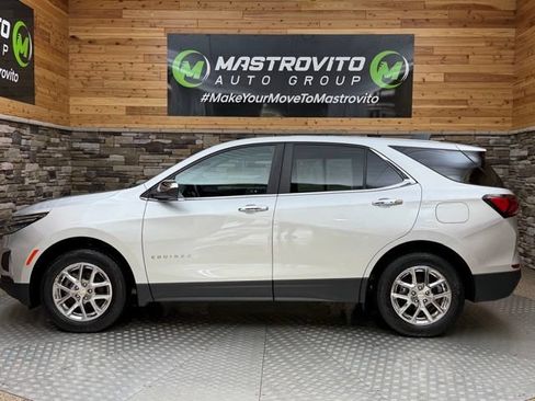 Used 2022 Chevrolet Equinox LT AWD/4WD image 4