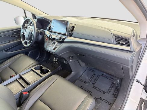Certified 2025 Honda Odyssey EX-L image 30