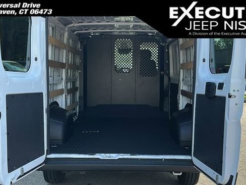 Used 2023 RAM ProMaster 2500 image 24