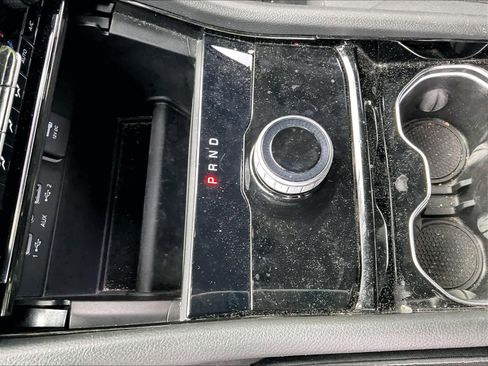 Used 2023 Jeep Grand Cherokee L Laredo image 17