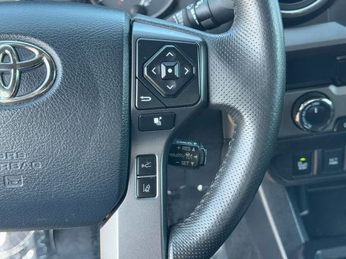 Used 2019 Toyota Tacoma TRD Pro image 24