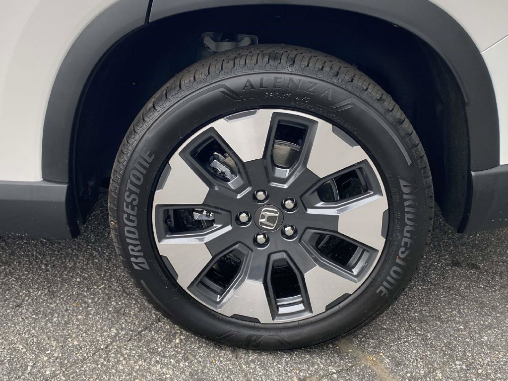 New 2026 Honda Pilot Elite image 8