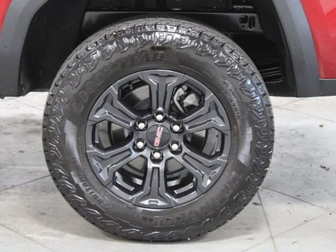 Used 2024 GMC Canyon Elevation w/ Trailering Package RWD image 17