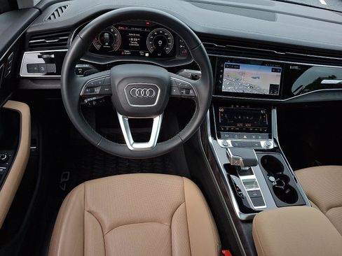 Used 2025 Audi Q7 3.0T Premium Plus w/ Premium Plus Package AWD/4WD image 11