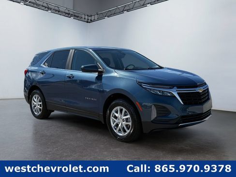 Used 2024 Chevrolet Equinox LT AWD/4WD image 1