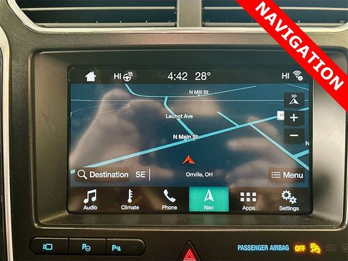 Used 2018 Ford Explorer Platinum image 14