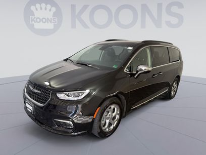 Used 2022 Chrysler Pacifica Limited