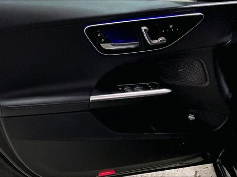 Used 2024 Mercedes-Benz C 300 4MATIC Sedan image 21