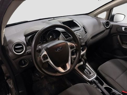 Used 2016 Ford Fiesta SE image 10