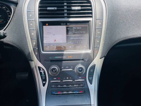 Used 2017 Lincoln MKX Reserve AWD/4WD image 21