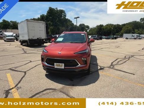 Used 2024 Buick Encore GX Sport Touring AWD/4WD image 3