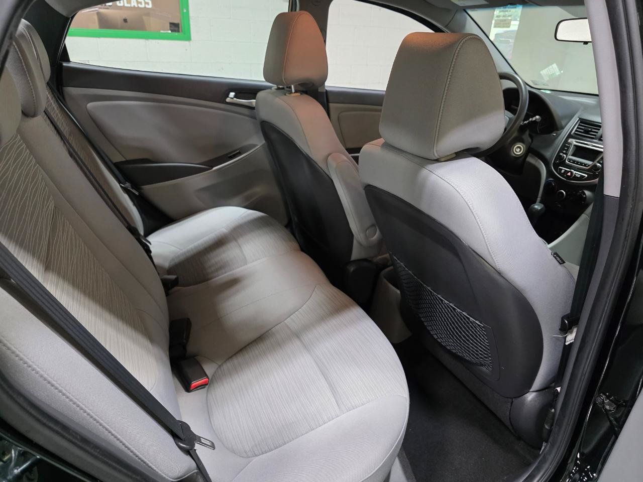 Used 2017 Hyundai Accent SE FWD image 21