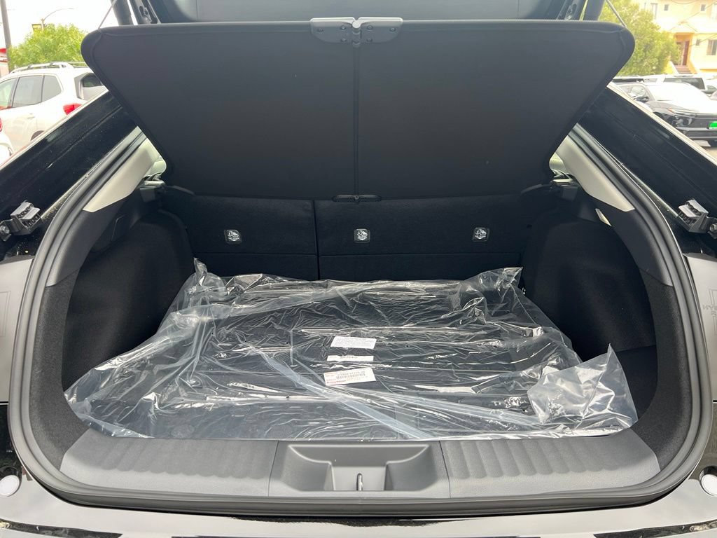 New 2027 Toyota Prius Limited AWD/4WD image 38