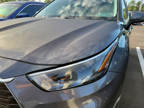 Used 2021 Toyota Highlander XLE image 5