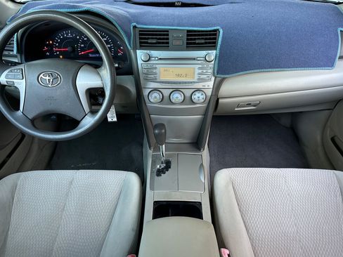 Used 2010 Toyota Camry FWD image 13