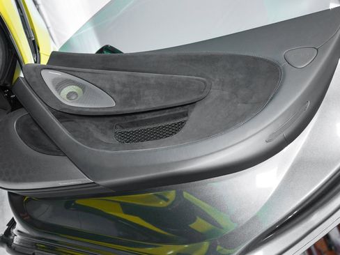 Used 2019 McLaren 600LT image 37