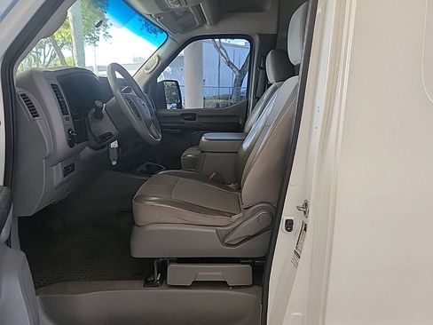 Used 2019 Nissan NV 2500 SV RWD image 8