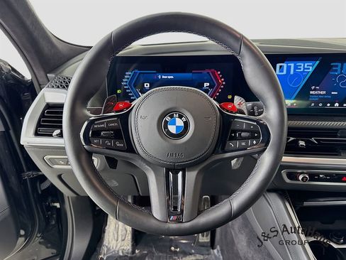 Used 2024 BMW XM image 12