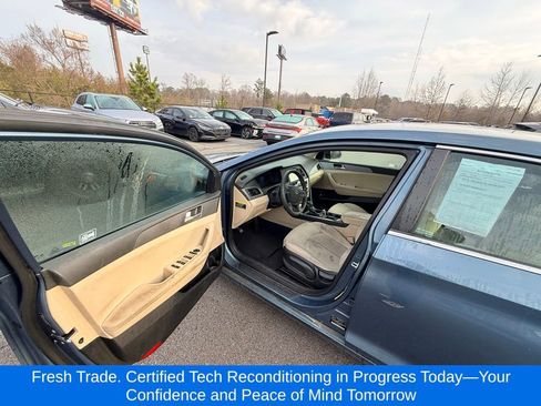 Used 2016 Hyundai Sonata SE image 7