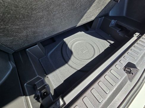 Used 2024 Chevrolet Equinox LT w/ LPO, Floor Liner Package FWD image 29