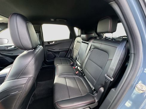 New 2026 Ford Escape ST-Line w/ Tech Pack #1 image 17