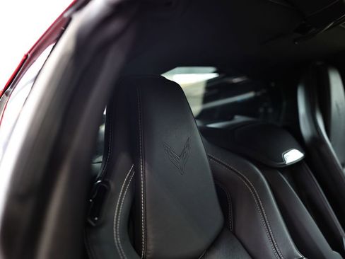 Used 2021 Chevrolet Corvette Stingray Coupe w/ Engine Appearance Package image 61