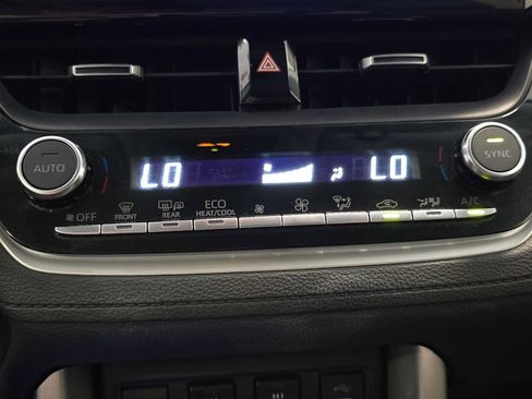 Certified 2024 Toyota Corolla Cross XLE w/ Convenience Package AWD/4WD image 15