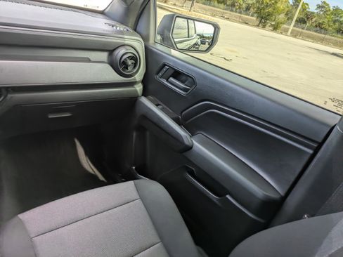 Used 2023 Chevrolet Colorado Trail Boss w/ Advanced Trailering Package image 19