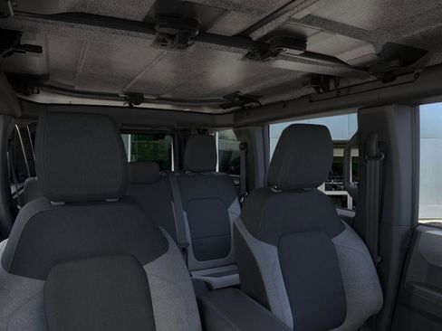 New 2025 Ford Bronco 4-Door image 12
