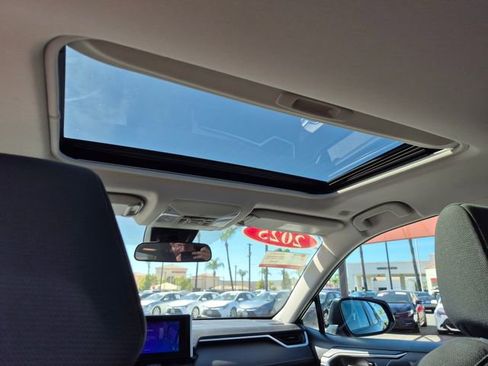 Used 2025 Toyota RAV4 XLE w/ Convenience Package image 18