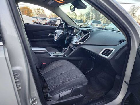 Used 2016 GMC Terrain SLE w/ Technology Package image 17