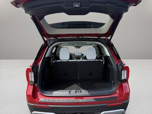 New 2026 Ford Explorer Platinum AWD/4WD image 7