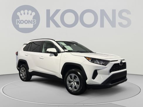 Used 2015 Toyota RAV4 XLE AWD/4WD image 10
