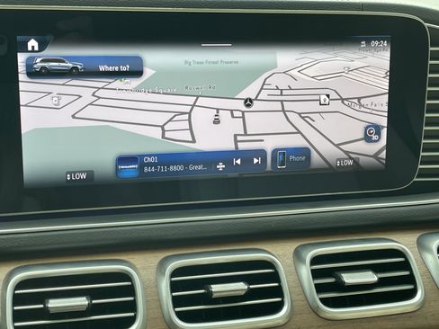 Certified 2024 Mercedes-Benz GLS 580 4MATIC image 33