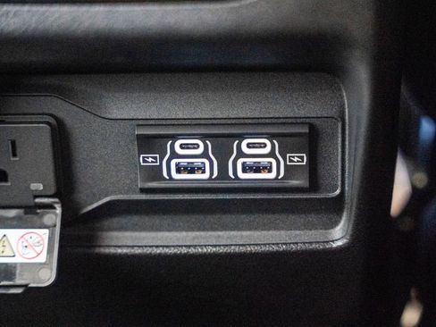 New 2025 Jeep Grand Cherokee L Limited w/ Luxury Tech Group II image 33