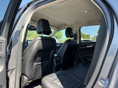Certified 2023 Ford Edge SEL w/ Convenience Package AWD/4WD image 16