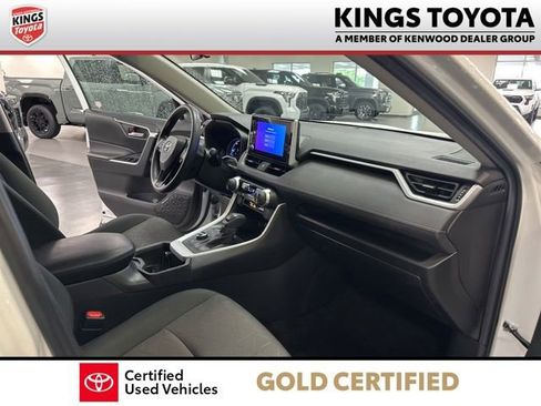Used 2023 Toyota RAV4 AWD Hybrid image 25