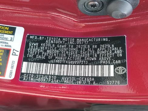 Used 2017 Toyota Camry XLE w/ Moonroof Package image 21